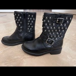 Girls Frye Jenna Short Disc Boot with studs (like NEW)
